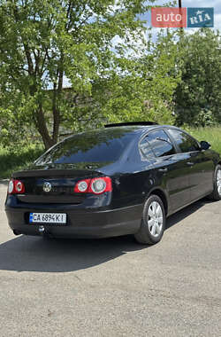 Седан Volkswagen Passat 2007 в Корсуне-Шевченковском