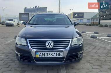 Универсал Volkswagen Passat 2008 в Житомире