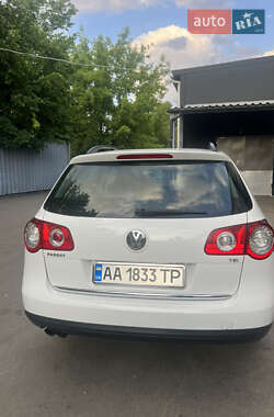 Універсал Volkswagen Passat 2008 в 