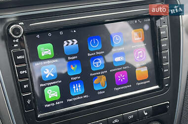 Седан Volkswagen Passat 2014 в 