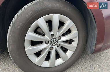 Седан Volkswagen Passat 2014 в 