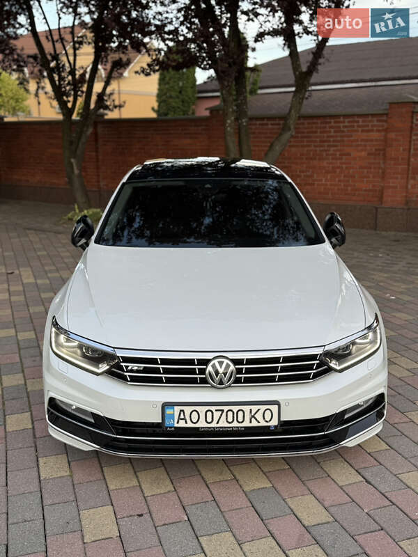 Седан Volkswagen Passat 2016 в Мукачево