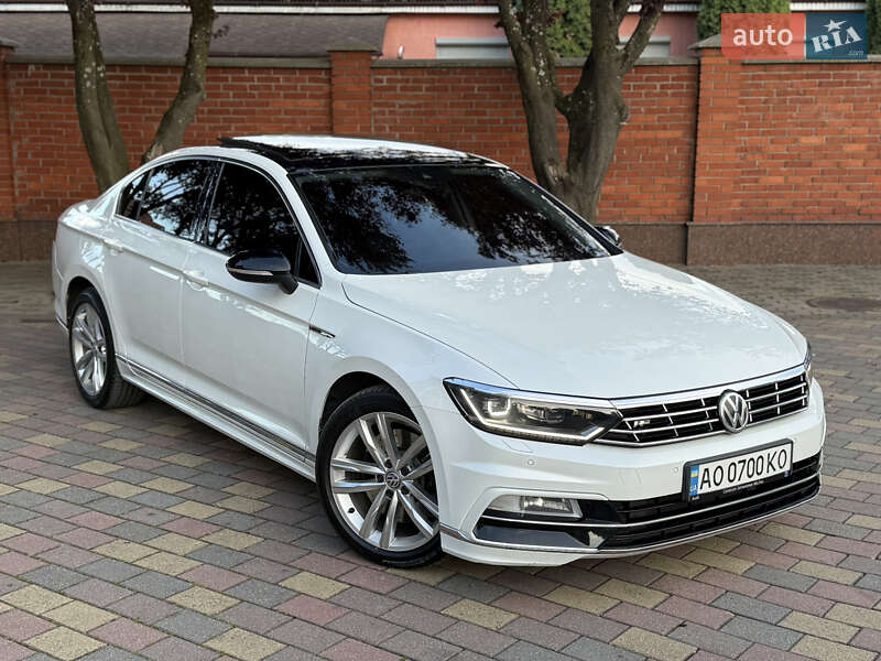 Седан Volkswagen Passat 2016 в Мукачево