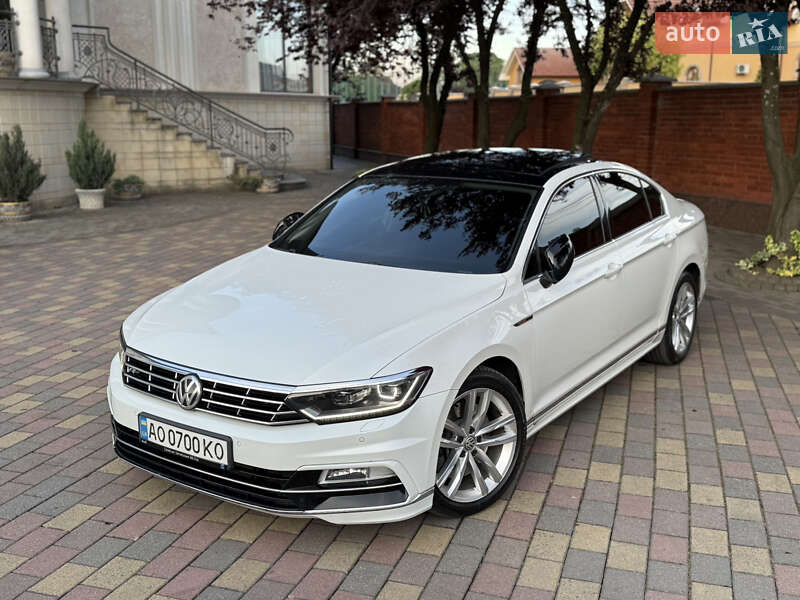 Седан Volkswagen Passat 2016 в Мукачево