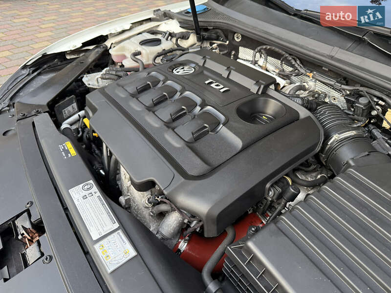 Седан Volkswagen Passat 2016 в Мукачево