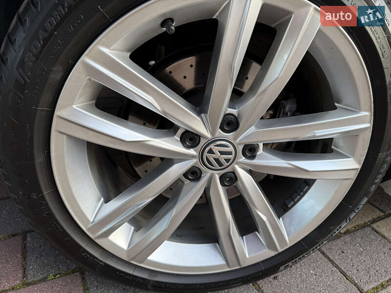Седан Volkswagen Passat 2016 в Мукачево