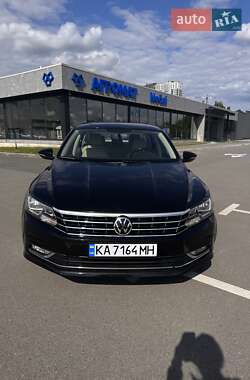 Седан Volkswagen Passat 2017 в 