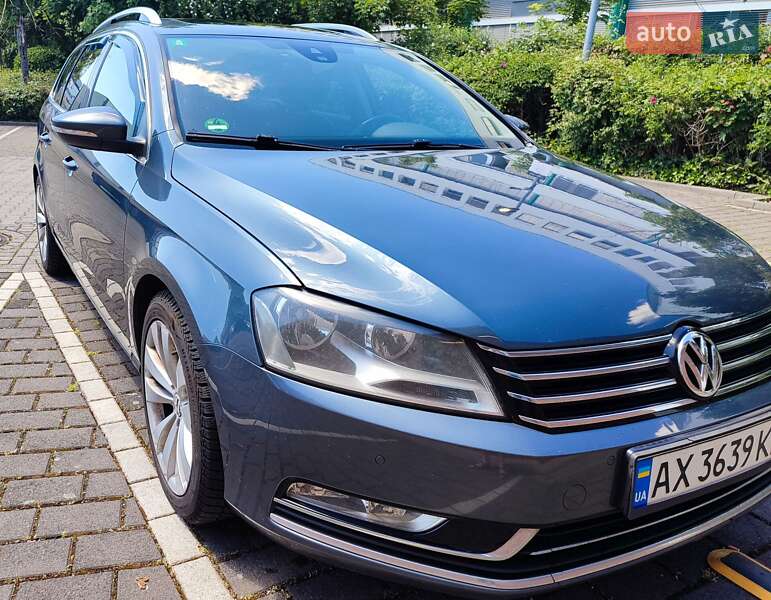 Універсал Volkswagen Passat 2013 в Львові