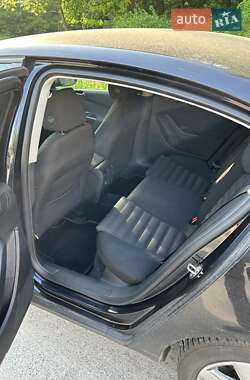 Седан Volkswagen Passat 2007 в 