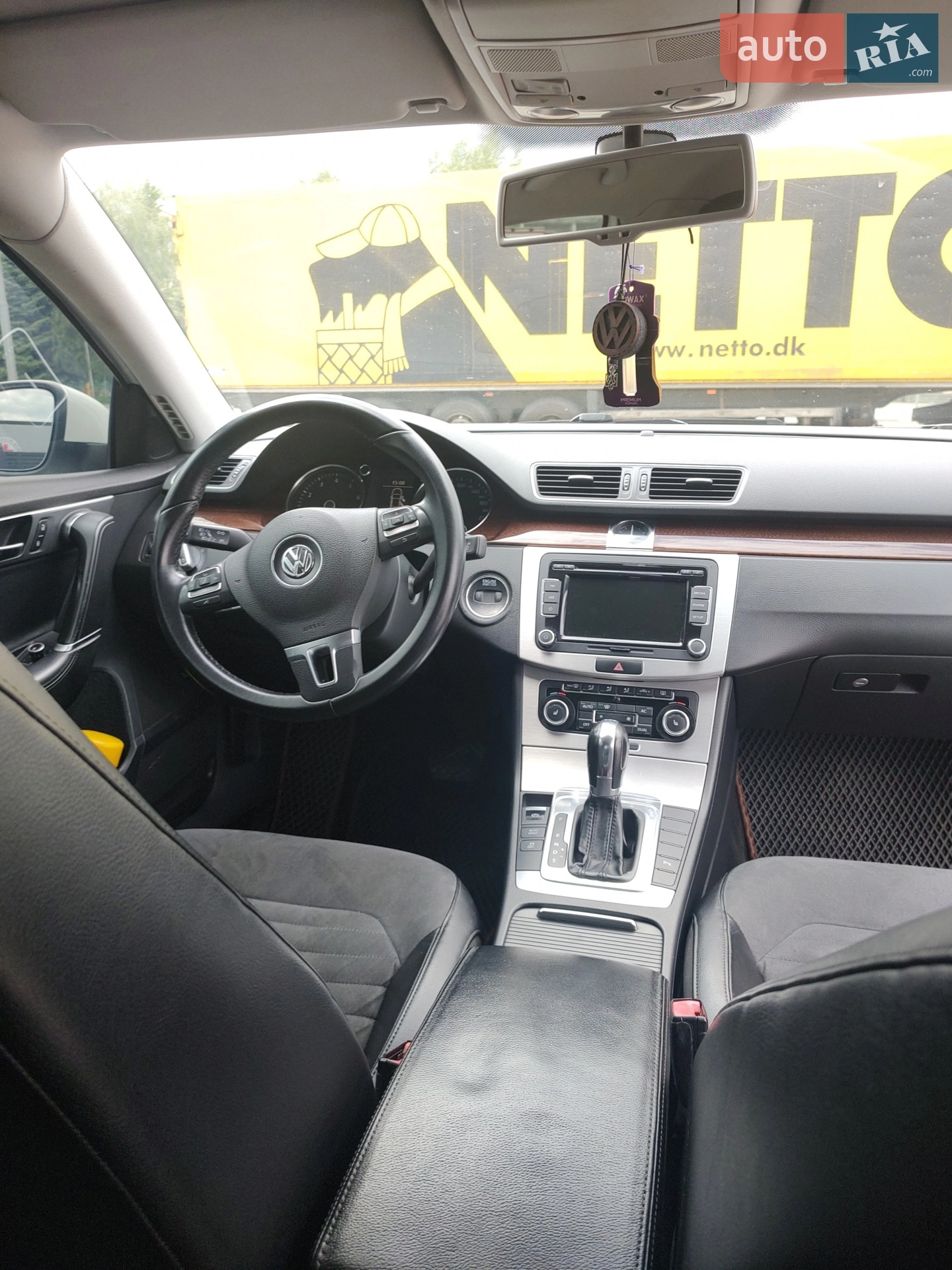 2011 Volkswagen Passat - мініатюра 9