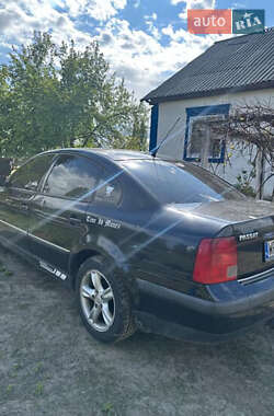 Седан Volkswagen Passat 1999 в 
