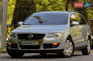 Універсал Volkswagen Passat 2010 в Дрогобичі