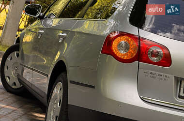 Универсал Volkswagen Passat 2010 в 