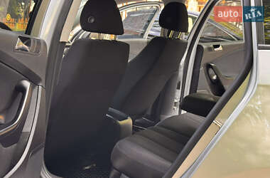 Универсал Volkswagen Passat 2010 в 