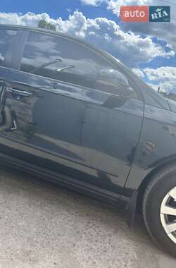 Седан Volkswagen Passat 2010 в 