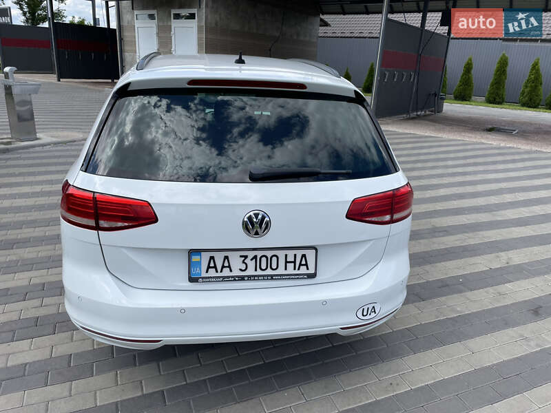 Універсал Volkswagen Passat 2015 в Києві