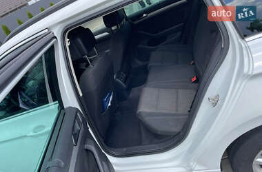 Универсал Volkswagen Passat 2015 в Киеве