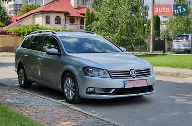 Універсал Volkswagen Passat 2011 в Луцьку