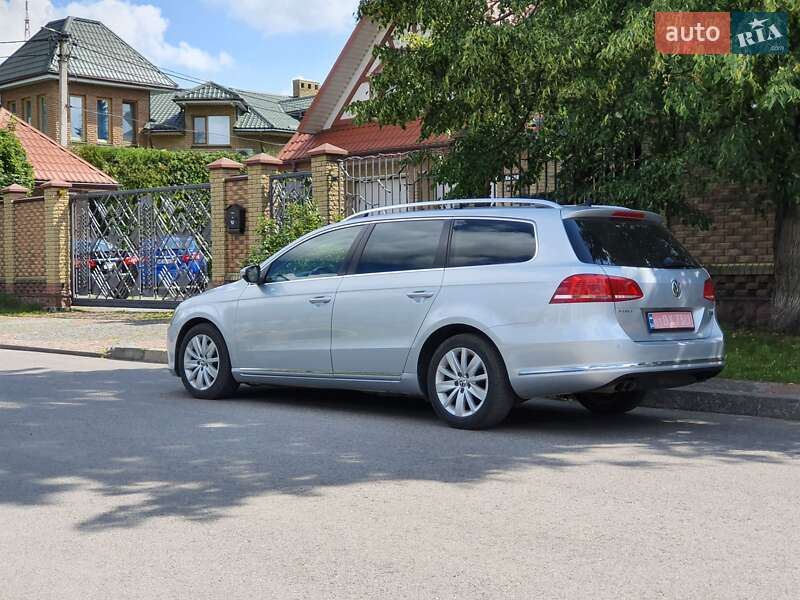 Volkswagen Passat 2011