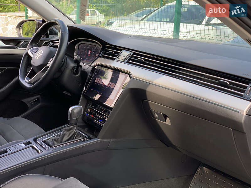 Універсал Volkswagen Passat 2021 в Бердичеві