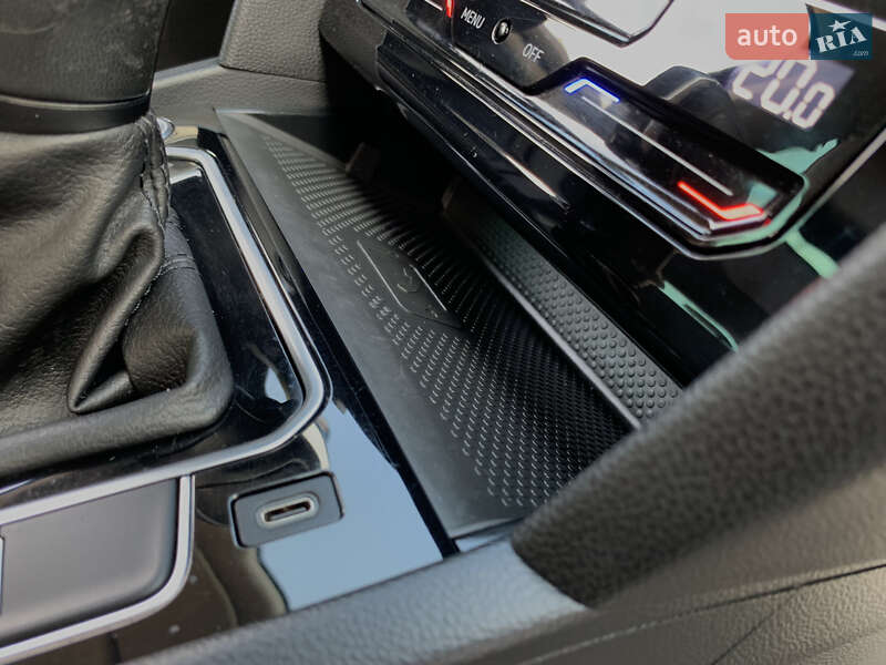 Універсал Volkswagen Passat 2021 в Бердичеві