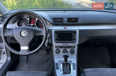 Седан Volkswagen Passat 2008 в 