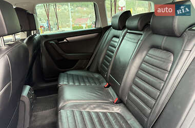 Універсал Volkswagen Passat 2012 в 