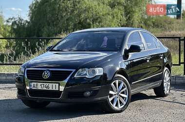 Седан Volkswagen Passat 2007 в Днепре
