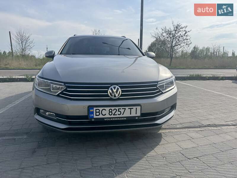 Універсал Volkswagen Passat 2015 в Львові