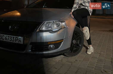 Универсал Volkswagen Passat 2006 в Львове