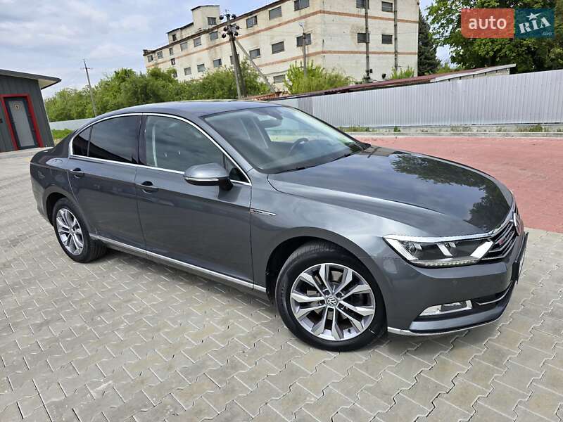 Седан Volkswagen Passat 2016 в 
