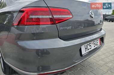 Седан Volkswagen Passat 2016 в 