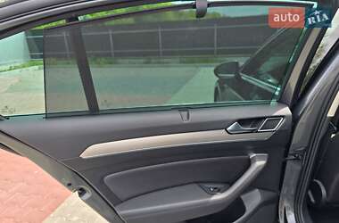Седан Volkswagen Passat 2016 в 