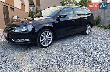 Универсал Volkswagen Passat 2011 в Ровно