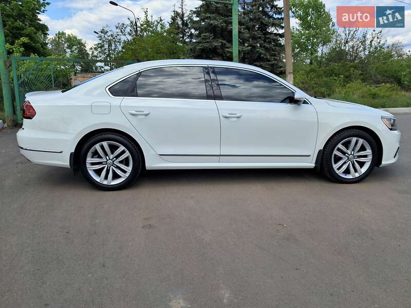 Седан Volkswagen Passat 2017 в Кривому Розі