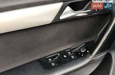 Универсал Volkswagen Passat 2012 в 