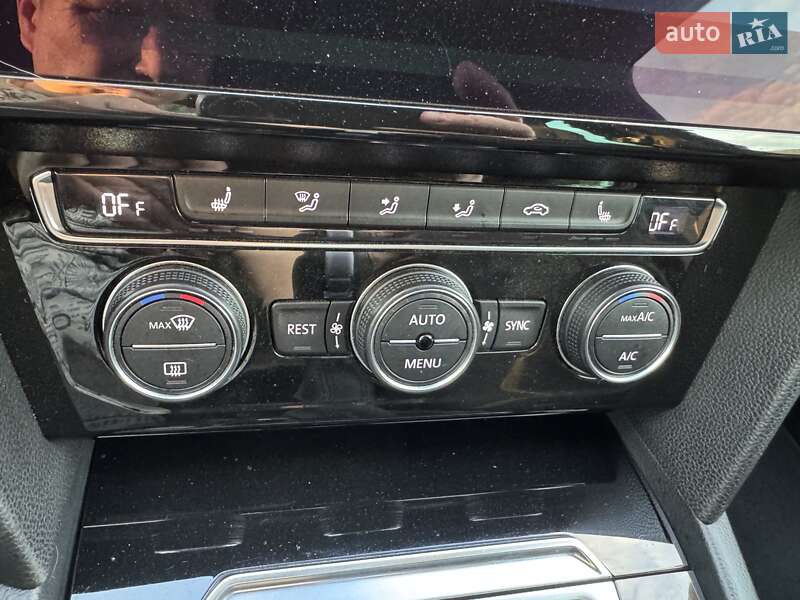 Универсал Volkswagen Passat 2018 в Шепетовке