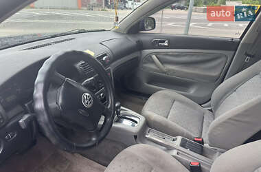 Універсал Volkswagen Passat 1998 в 