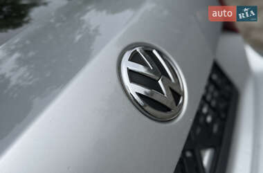 Седан Volkswagen Passat 2014 в 