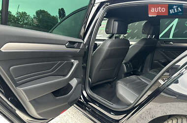 Седан Volkswagen Passat 2020 в 