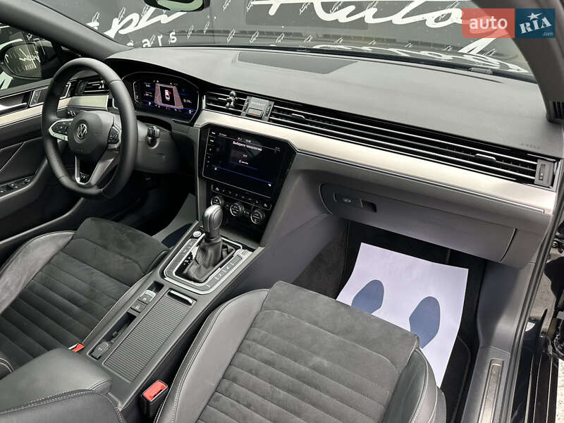Седан Volkswagen Passat 2020 в Киеве