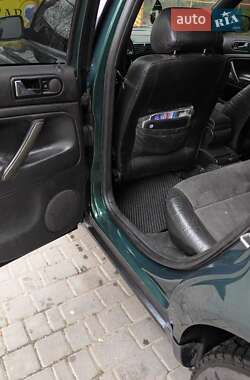 Седан Volkswagen Passat 2000 в 