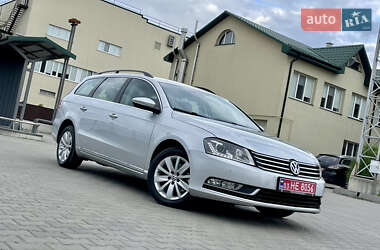 Універсал Volkswagen Passat 2011 в Луцьку
