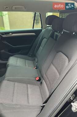 Универсал Volkswagen Passat 2015 в 