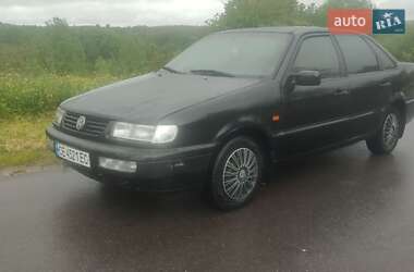 Седан Volkswagen Passat 1994 в Калуші
