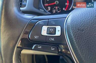Седан Volkswagen Passat 2016 в 
