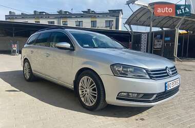 Універсал Volkswagen Passat 2011 в Тернополі