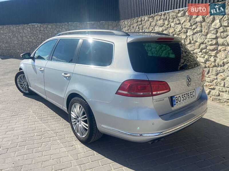Универсал Volkswagen Passat 2011 в Тернополе