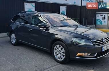 Универсал Volkswagen Passat 2011 в 