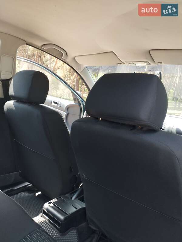 Седан Volkswagen Passat 1999 в Харькове